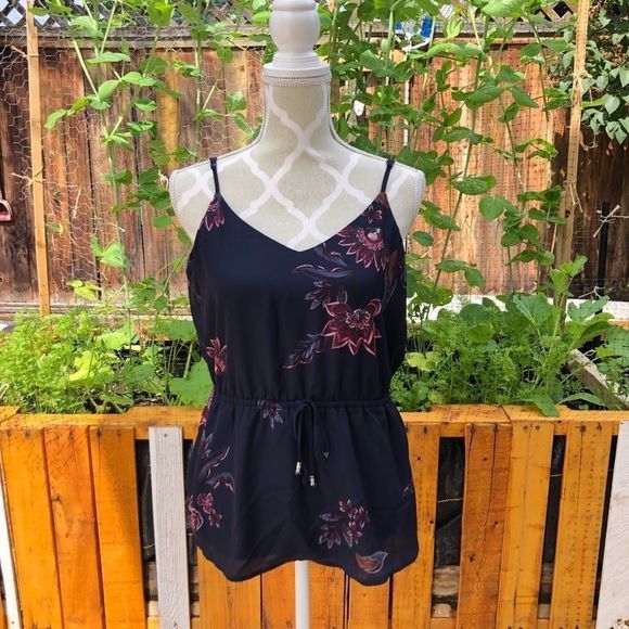 secondcycle's tweet image. So good I had to share! Check out all the items I'm loving on @Poshmarkapp from @AlikiT14 #poshmark #fashion #style #shopmycloset #perryellis #justlove: posh.mk/xjU3q31uUvb