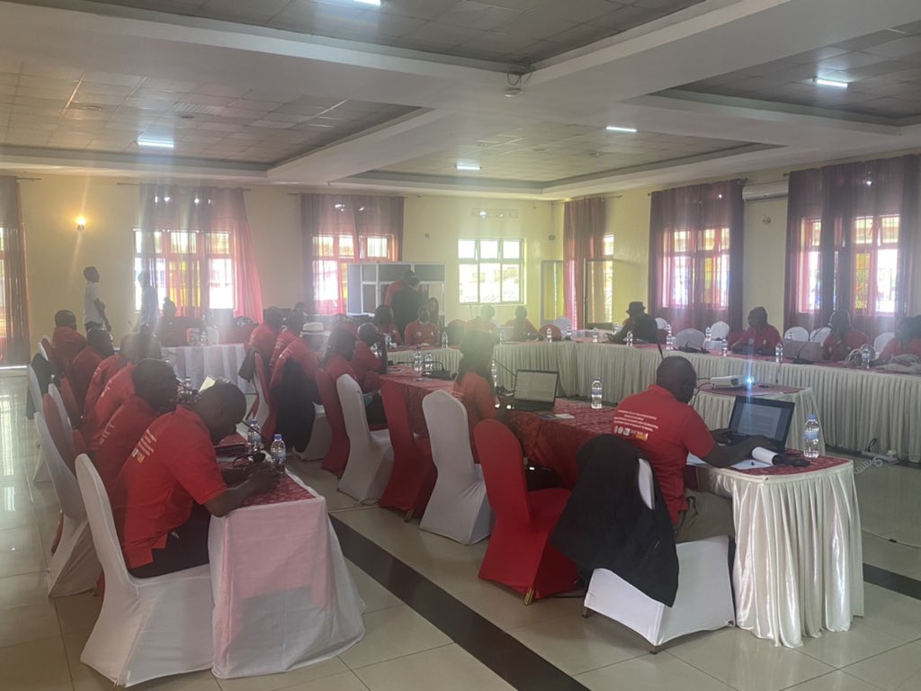 TureYasser's tweet photo. Workshop de Formação sobre Migrações da Rede Sindical Africana ATUMNET#MoreThanAMigrant https://t.co/bIuzUCPBqt