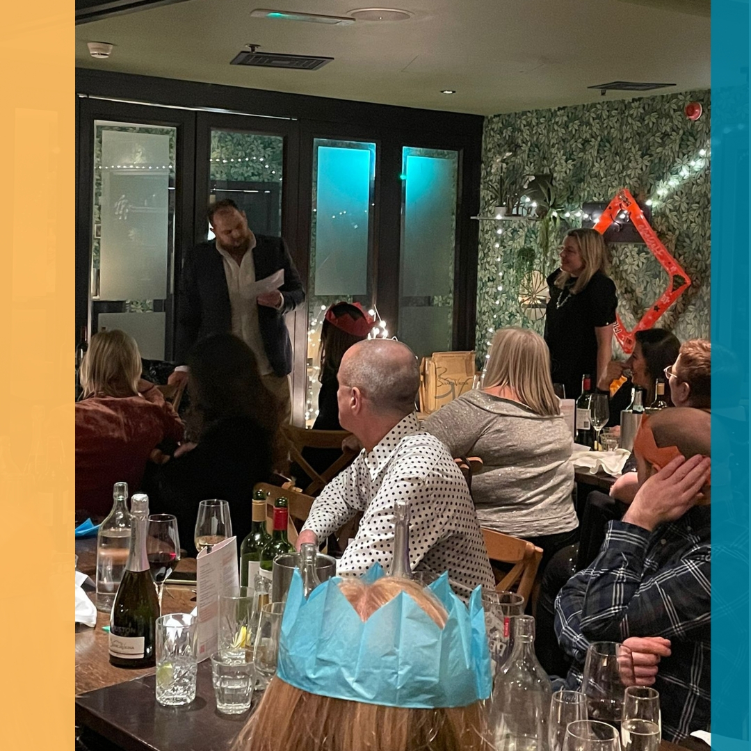 Houston_PR's tweet photo. Last Thursday, the Houston team came together &amp; enjoyed a night of festive celebrations.

The fun-filled evening saw a festive quiz, awards, refreshments &amp; dancing to our collaborative Christmas playlist - the perfect way of honouring the year that was &amp; toasting the new year! https://t.co/aMDQSrlILw