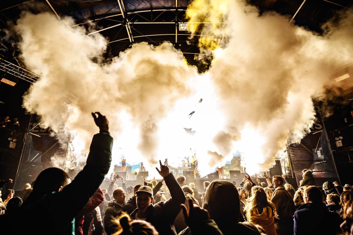 ESNS Air, the free-to-attend programme is returning to the Grote Markt in the centre of Groningen. ESNS Air will be joined by; <a href="/musicbyblanks/">Simon</a>, <a href="/chagallmusic/">Chagall</a>, <a href="/junglebynight/">Jungle by Night</a>, Konstrakta &amp; Zemlja Gruva, Merol, <a href="/Orange_Skyline/">Orange Skyline</a>, <a href="/smashintopieces/">SMASH INTO PIECES</a>, @son.mieux, and <a href="/Wevalmusic/">Weval</a>.