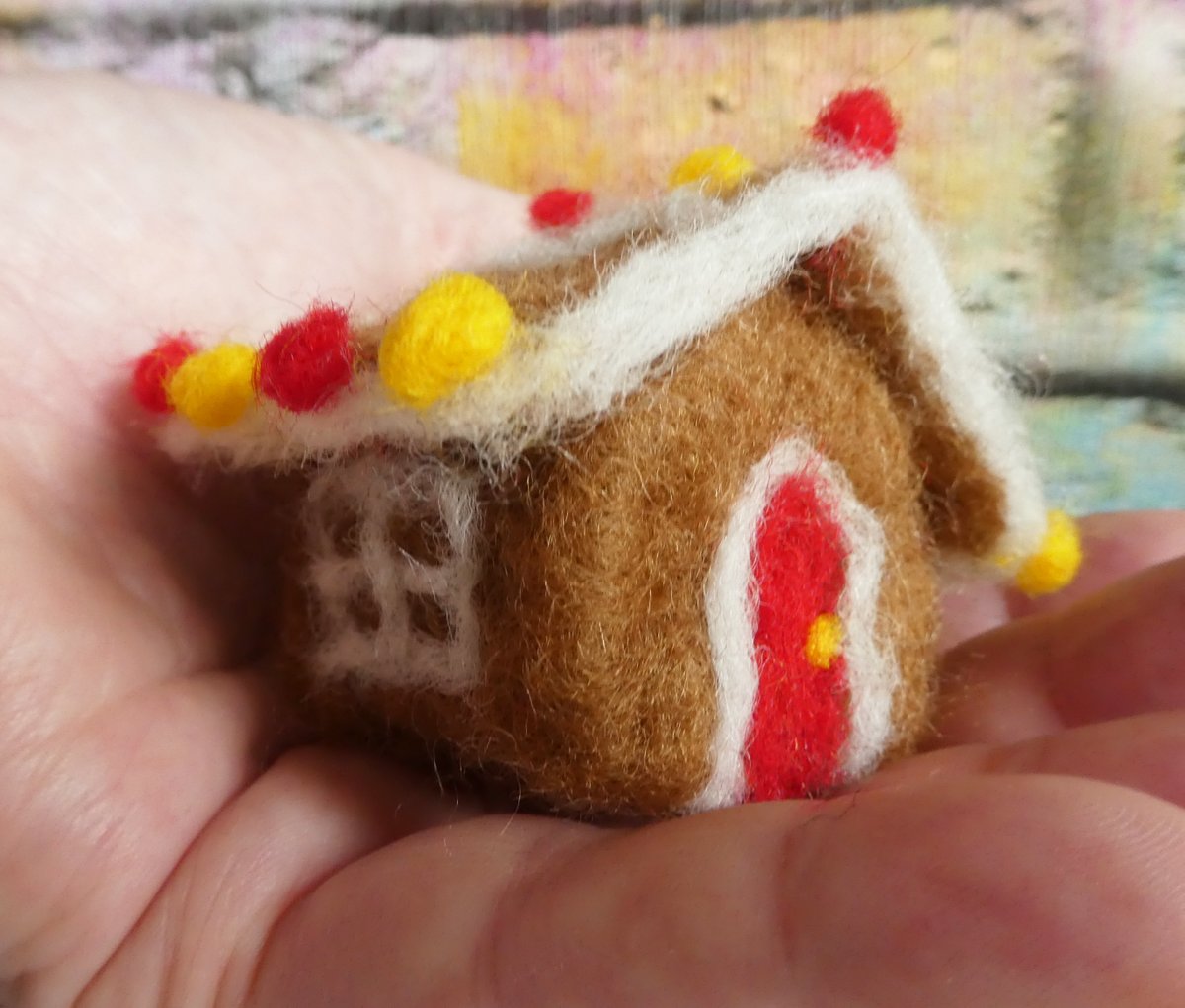 KrasnayaDolls's tweet photo. Delighted our NEW little plastic free MiniMakes needle felting craft kits have been so popular this Christmas.
Have a very crafty Christmas day!
#craft #crafty #craftkit #needlefelting #needlefelt #christmas #christmasgifts #snowman #MiniMakes #krasnayacrafts #shopindie https://t.co/kFE3HgkExf