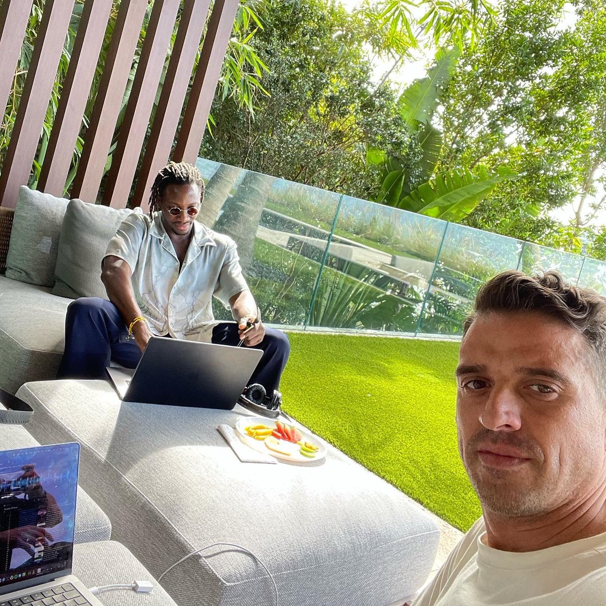 Serge Devant tweet media