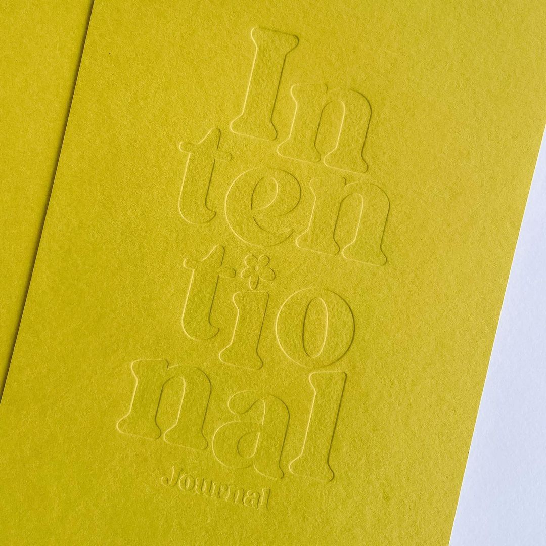 RealtPaperLtd's tweet image. @colorplanpapers Chartreuse 540gsm journal cover with a blind deboss for The Papery Studio, printed by Windmill Press.

#ColorplanChartreuse
#bookcover