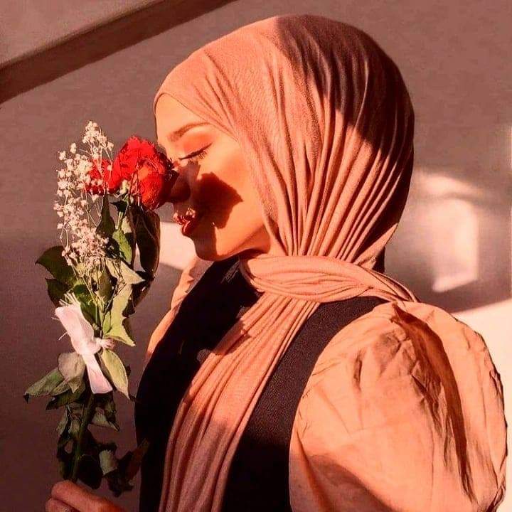 ElMessili's tweet photo. "عقدتُ الصُّلح مع نفسي وأوّل بندٍ اتفّقنا عليه هو أنّنا لسنا بحاجة إلى إثبات أيّ شيء إلى أيّ أحد."💗 🍂🍁
     
  《لا أملك في الدنيا إلا قلبي❤ ، وقلبي عزيز ❤لا يأخذه إلا عزيز🥰 ♡♡》 https://t.co/RFLHnZv4af