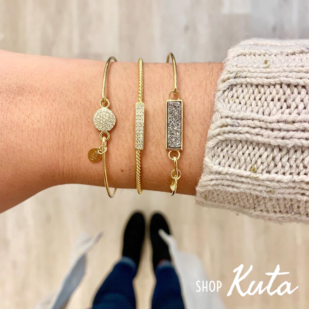 KutaMediaPA's tweet photo. Stackable bracelets are the perfect accessory to add to your holiday outfit. #shopkuta #shoplocal #shopsmall #shopsmallmediapa #sterlingsilver https://t.co/KYTBUfhMdS