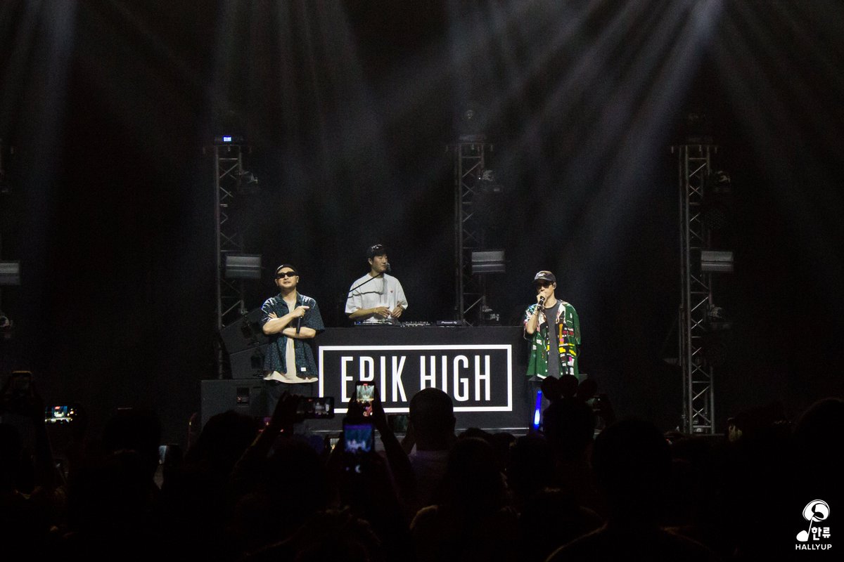 officialhallyup's tweet photo. 221130 EPIK HIGH IS HERE TOUR IN MANILA

#EpikHighInManila #EpikHighInMNL #EpikHighIsHereTour #EpikHigh #에픽하 https://t.co/7HaLNS1Oip