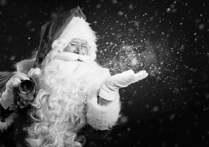 ErPoeta (@erpoeta4) on Twitter photo I ragazzini aspettano er Natale
perché credono a Babbo Natale
Noi smettemo de crede a Babbo Natale
e nun se godemo più er Natale
perche’ avemo smesso de crede alla magia der Natale
🖋️ er Poeta
#AspettandoNatale #SalaLettura
<a href="/SalaLettura/">©️ Il Caffè Letterario</a> I ragazzini aspettano er Natale
perché credono a Babbo Natale
Noi smettemo de crede a Babbo Natale
e nun se godemo più er Natale
perche’ avemo smesso de crede alla magia der Natale
🖋️ er Poeta
#AspettandoNatale #SalaLettura
<a href="/SalaLettura/">©️ Il Caffè Letterario</a>