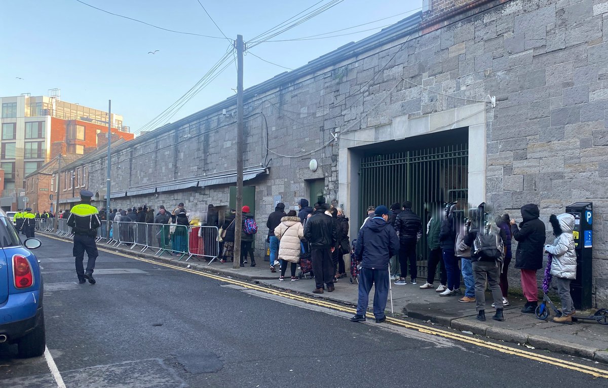 IanTLowry's tweet photo. 3,000 people, some queueing since 2AM outside the Capuchin Day Centre in Dublin for food vouchers in 2022 in one of the wealthiest countries in the world! 

Christ @LeoVaradkar @MichealMartinTD and @EamonRyan if that doesn't shame you, nothing will.

Happy Christmas lads eh? https://t.co/0x6HVR2q3d