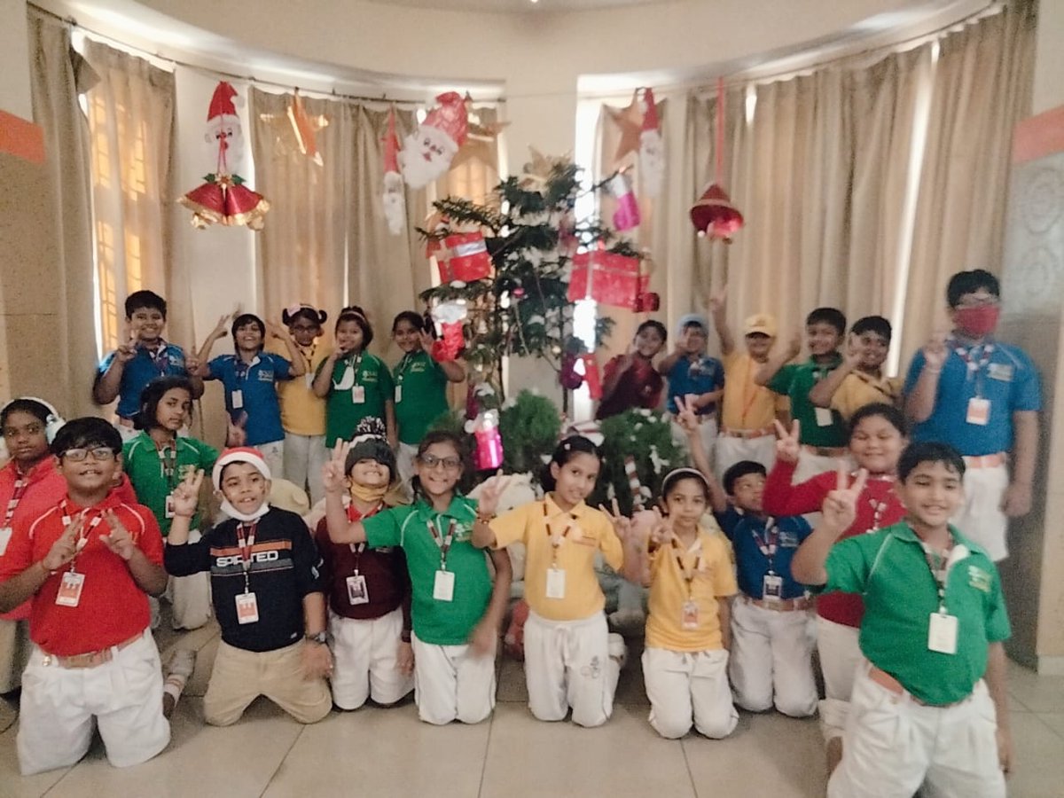 SAI_Edu_In's tweet photo. Christmas isn't just a season,
It is a feeling.
It will always be..
As long as we stand Heart to heart & Hand in hand.
In this festive season, when everyone is eagerly waiting for Christmas and to welcome a new year,
#christmas
#funwithsanta https://t.co/KuDeycwaZW