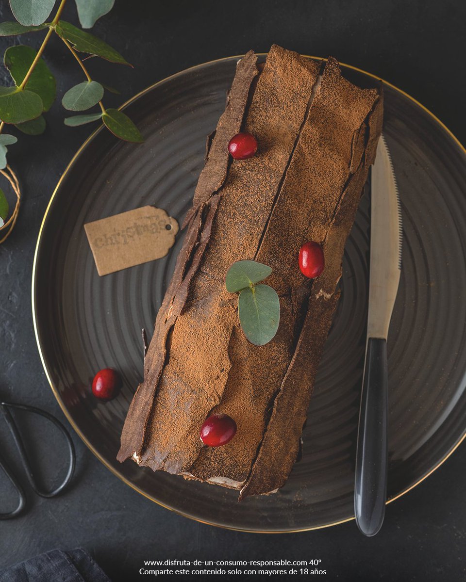 Matusalem (@ronmatusalem_) on Twitter photo ¿Cómo maridarías tu Ron Matusalem favorito esta Navidad?
Te damos algunas ideas: según <a href="/foodpairing/">Foodpairing®</a> las frambuesas, piña, pera, moras, pistachos y el chocolate maridan muy bien con nuestros rones.
#RonMatusalem #Maridaje ¿Cómo maridarías tu Ron Matusalem favorito esta Navidad?
Te damos algunas ideas: según <a href="/foodpairing/">Foodpairing®</a> las frambuesas, piña, pera, moras, pistachos y el chocolate maridan muy bien con nuestros rones.
#RonMatusalem #Maridaje