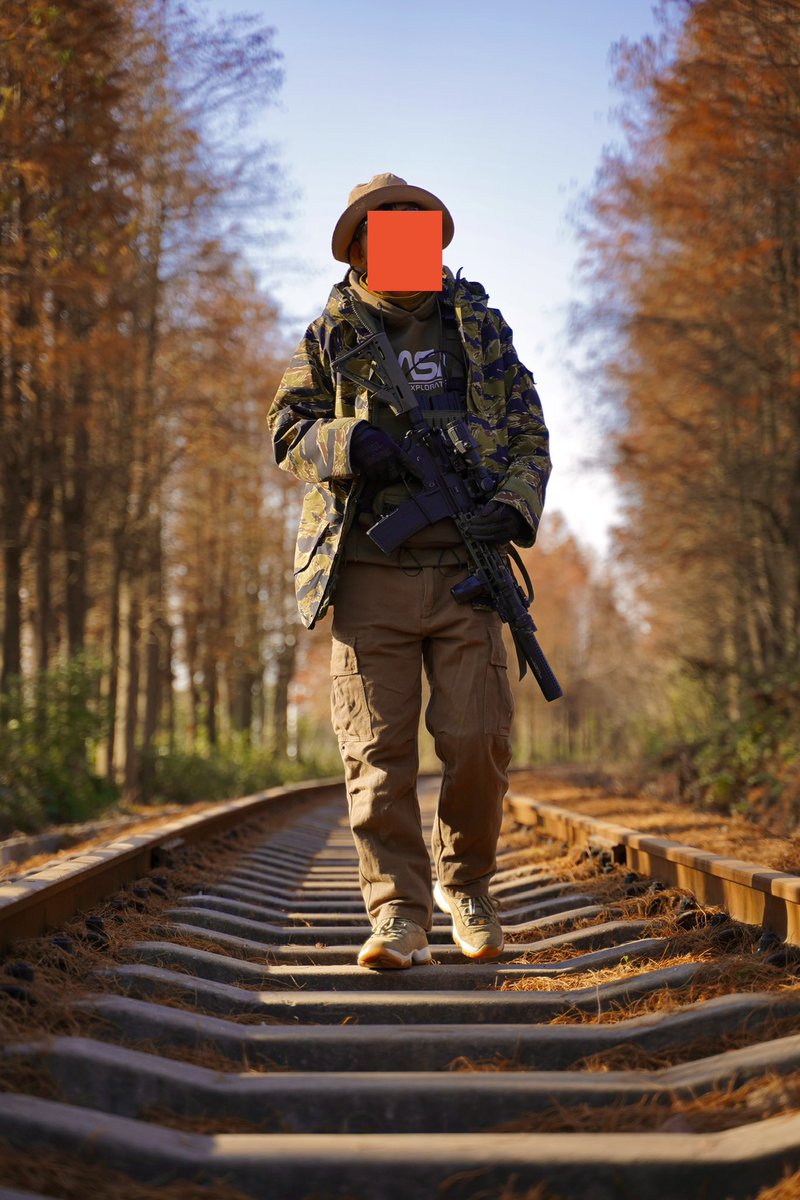 realMarkYu's tweet photo. 🍂
#Camouflage #tactical #SOF #airsoft #ar15 https://t.co/CflOedRq2H