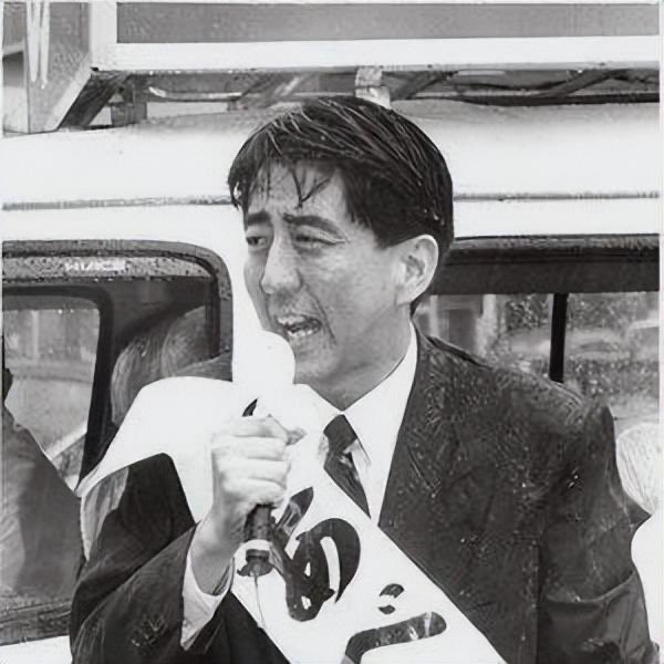 大人，时代变了。 https://t.co/rAZUFacNKr