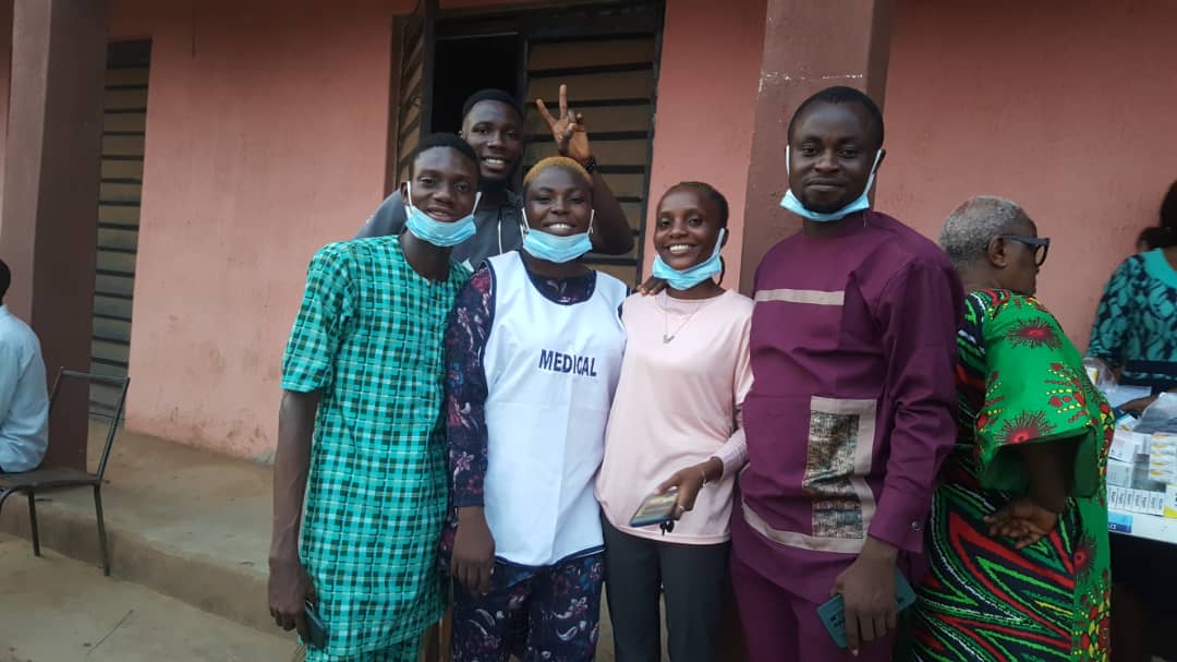 rotexbobo's tweet photo. Calvary Ministries International CAPRO in Partnership with @thepossiblepro
Organised a free Medical outreach in three communities.
First location; Ggerigbe in Ikorodu 17th and 18th December. #sdg3 #LifeIsPossible @ConnectSDGs https://t.co/pbVnqQrgQE
