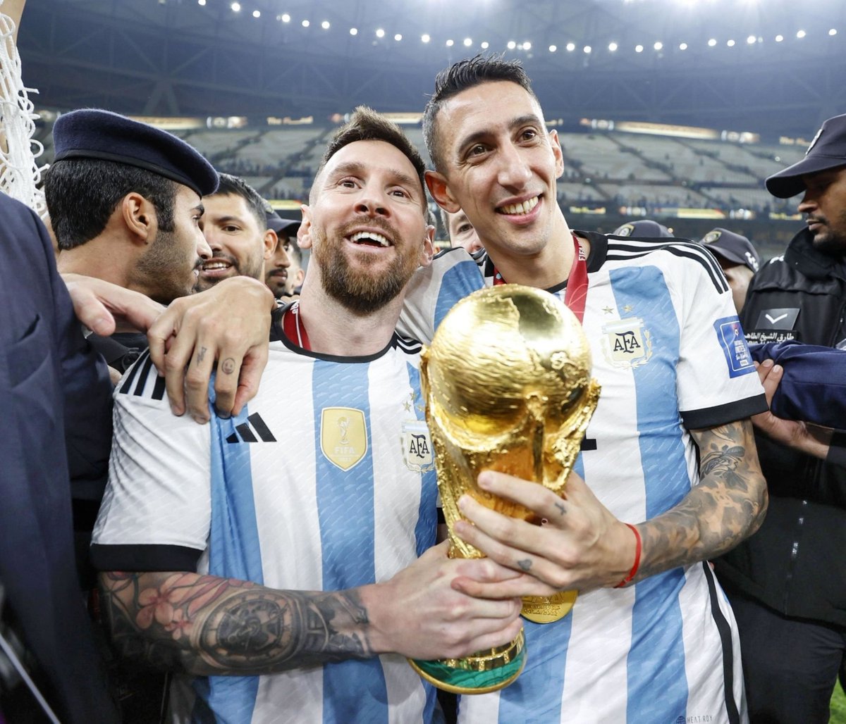 ARG4ARB's tweet photo. ثـــنــائــي القـــرن 🤩🏆 https://t.co/7D6E4HTljP