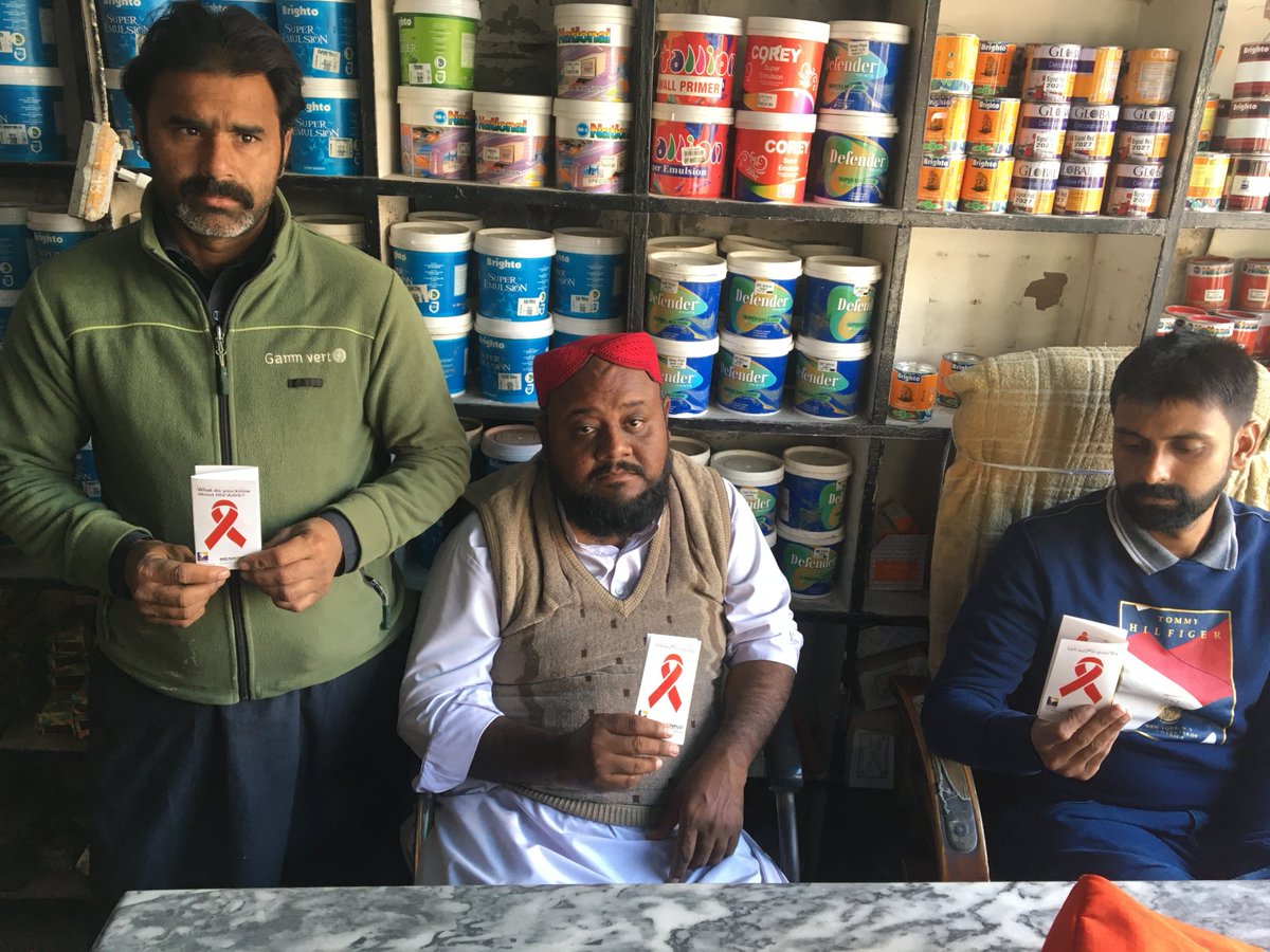 MENANPUDOFCL's tweet photo. The #HIV awareness is #edudation , the awareness education will help us to achieve our goal '' #Zero New HIV''
#Awarenesscampaign #harmreduction #awarenessmonth #December #Bahawalpur #Pakistan #MENA https://t.co/DTte4k9seo