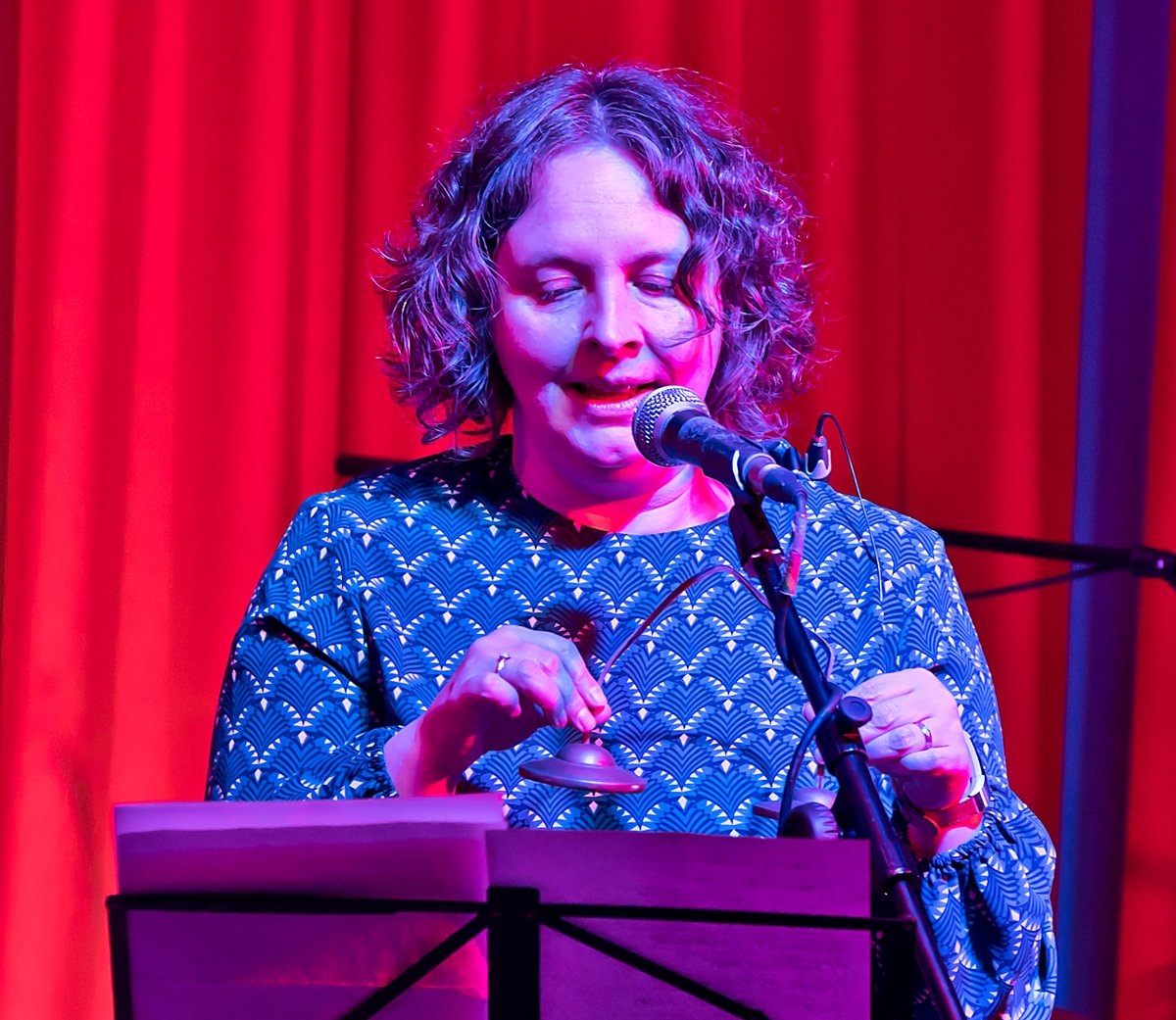 Aleatorus's tweet photo. A few of my photos from the excellent TeaAndOrangesSS @owlserviceband @ODonnellAlison & friends gig at @TwentyOne_South on Saturday. Am really hoping this will become an annual event :)
#folk #owlservice #Southend https://t.co/eCQkKRevQu