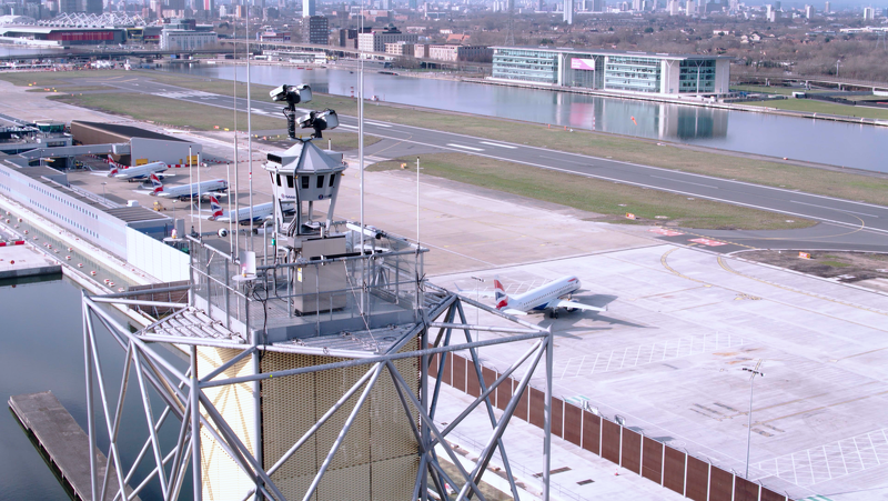 airwaysmagazine's tweet photo. Under the proposals, LCY's passenger cap would increase to 9 million per year by 2031, but how will the tiny Docklands airport deliver that number?

#AirportNews #EuropeanAviation #LondonCityAirport #PassengerNumbers #UKAviationIndustry

https://t.co/XWdKyQemyc https://t.co/PlSCtPTeBU