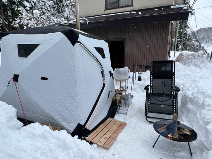 田舎暮しサイコー!!!!!

そう、テントサウナがあればね。 