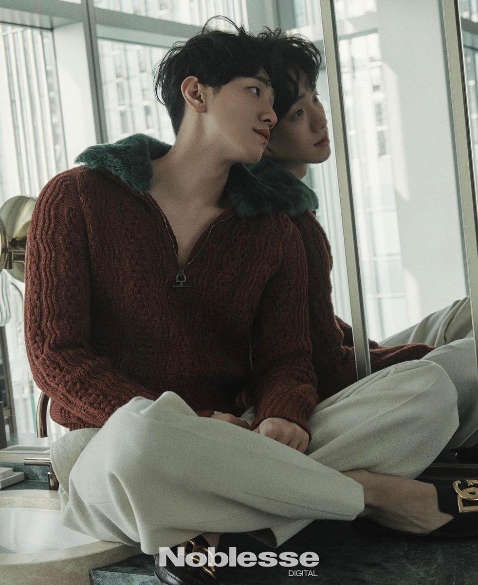 dolgolaeui's tweet photo. Nam Yoon Su #namyoonsu #namyoonsoo #남윤수 #oppa #thekingsaffection  #beyondevil #todayswebtoon #birthcarecenter #extracurricular #notarobot #wantmore19  Please also follow Yoon Su’s official Instagram account - nam_yoonsu https://t.co/VICfxM2LCg