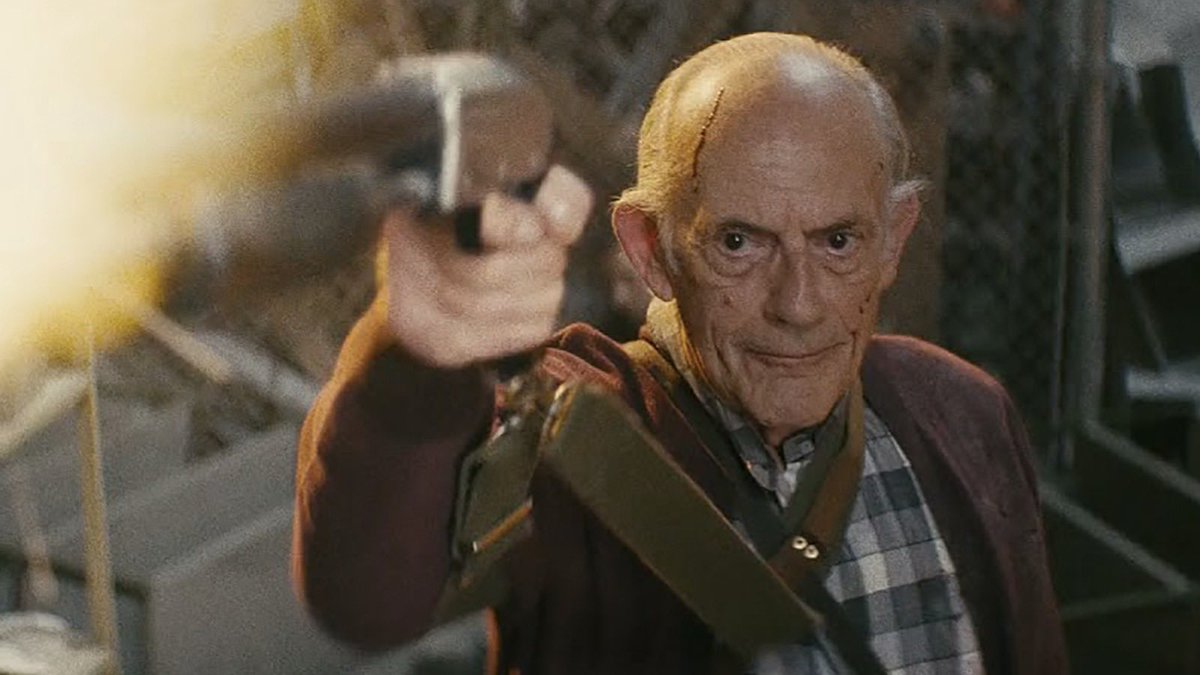DocBrownLloyd's tweet photo. Dangerous man! https://t.co/0pxswdMsIl