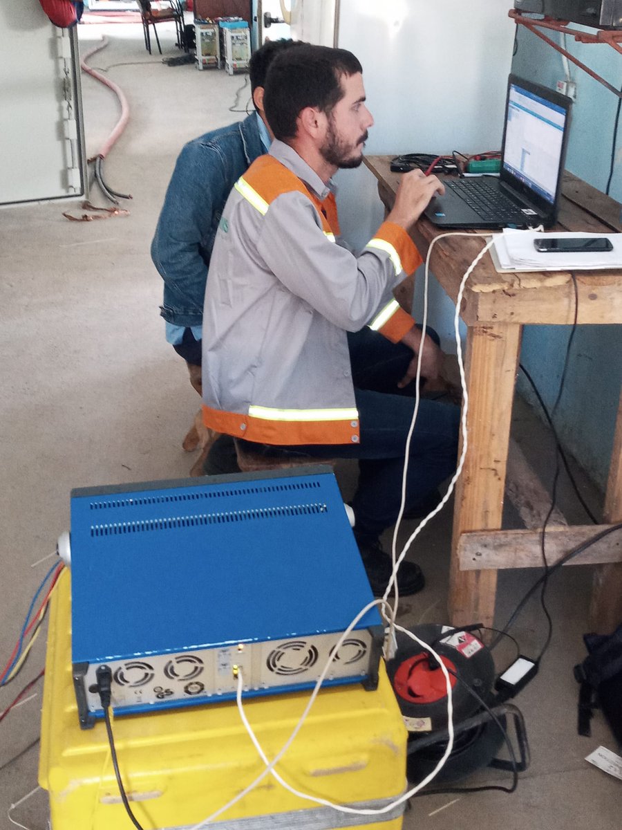emrohabana's tweet photo. Concluyó la instalación del motor de la bomba 3 en la planta potabilizadora Paso Bonito, donde han laborado especialistas de diversas empresas, #Panelec presente, permitiendo así que se mejore el abasto de agua a la población. #EMROHab #PorCubaTrabajamos https://t.co/t5v9BESFvt