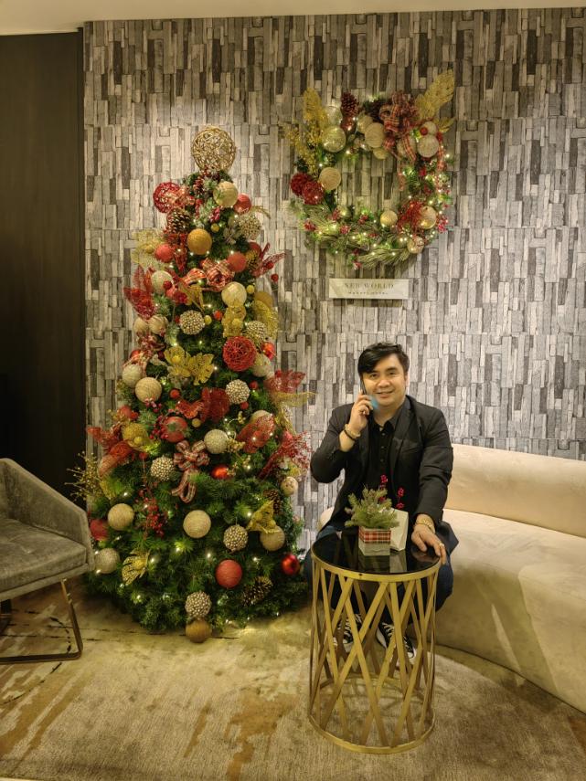 Coachmykke's tweet photo. Waiting for Santa! https://t.co/UHWUqVSR8s