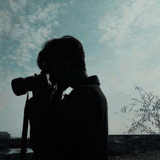 ㅤ

                Kageyama  Tobio
                 #hqrp -- fotógrafo 
                like <> rt/mutuals

ㅤ