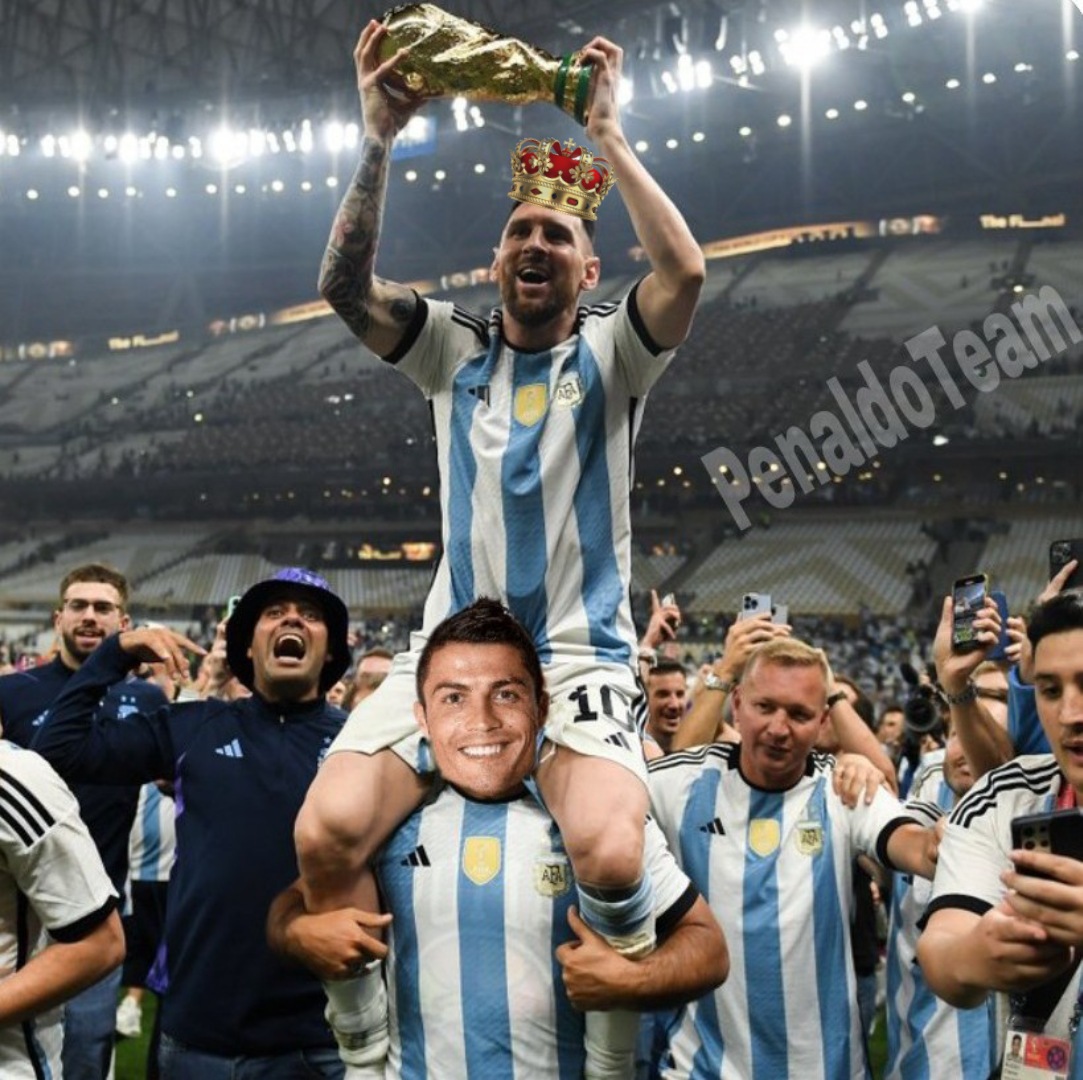 Lewangoolsky's tweet image. Llevando en volandas al Rey GOAT.