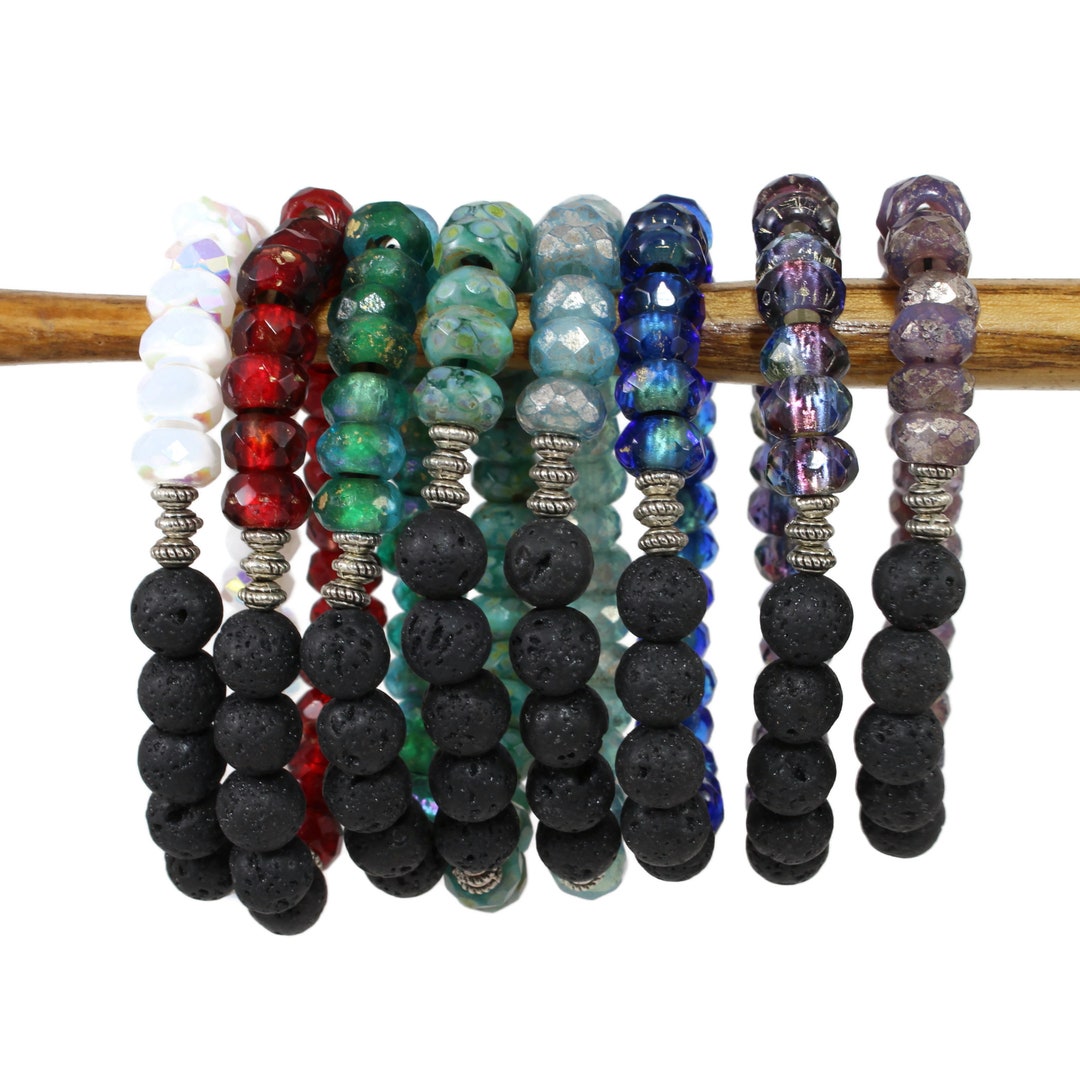 pretty Essential Oil Diffuser #Bracelet - #AromatherapyJewelry  #jewelryideas buff.ly/3v5knRo  by @SolanaKai