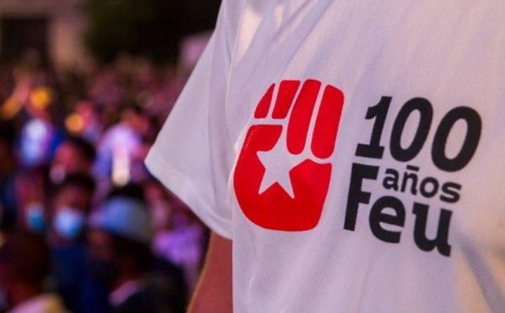 Felicidades a todos los miembros de la <a href="/FeuCuba/">FEU de Cuba</a> y a los que siempre lo seremos...
A por otros 100 Años a la vanguardia y haciendo historia ✊🇨🇺

Quién paso de verdad siempre está de regreso