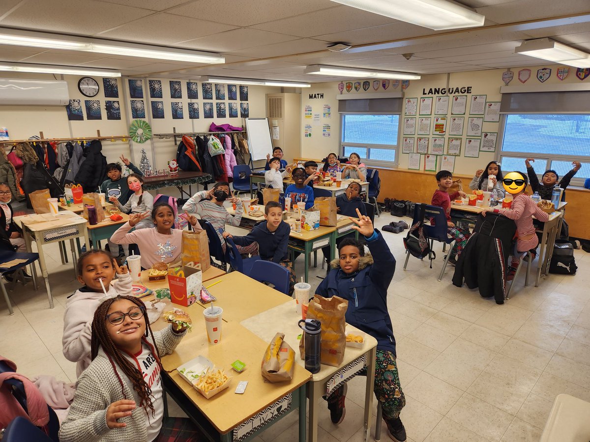 The Gr 4's enjoyed their McDonald's lunch today with the 1st prize money awarded to us by parent council for our school raffle. Thank you! @stjeromestcdsb @vince_stellato @MrsTullio @AdrianAvi7