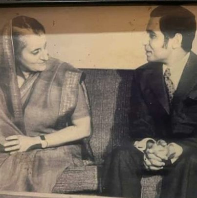 detector_q's tweet photo. #नहीं_रहे_अली_सईद
पूर्व ओलंपियन हॉकी खिलाड़ी एमएस अली सईद  MS Ali Syed का सोमवार 19 दिसंबर 2022 को गोरखपुर के अस्पताल में रात करीब नौ बजे निधन हो गया,वह 82 वर्ष के थे और लंबे समय से बीमार चल रहे थे।
अली सईद 1964 टोक्यो ओलिंपिक की स्वर्ण पदक विजेता हाकी टीम के खिलाड़ी रह चुके हैं। https://t.co/BRBkLdRp7b