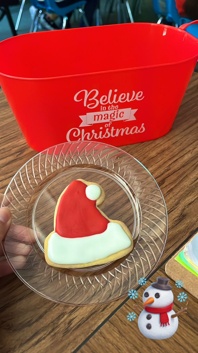 On the 11th day of Christmas my admin gave to me an adorable Christmas cookie!!! I’d do almost anything for sweets 😋