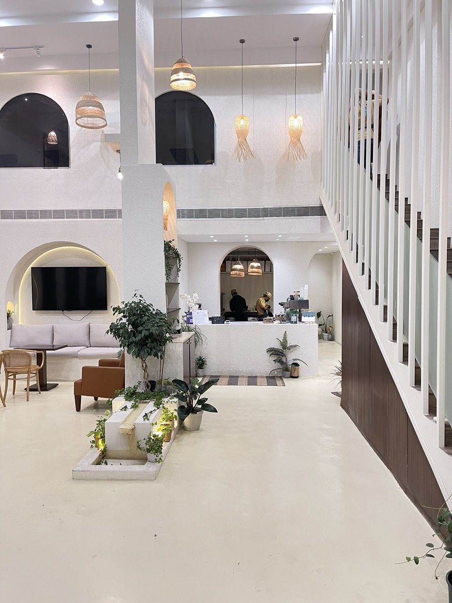 7_sh23's tweet photo. صورة للباقات ورقم الحجز والاستفسار 🤩

•مكان مناسب للافراد والعوائل جلسات خاصة للعوايل والافراد 

•يفتح 6 صباحاً الى 2 الليل 
•منيو متعدد قهوة مختصة وسعودية وشاهي واكثر 
•باقات الحفلات لازم تتصل عليهم 
@Bayatcafe 
Ad

لوكيشن
https://t.co/zlz4VnzAcc https://t.co/uQMCgsrhQN