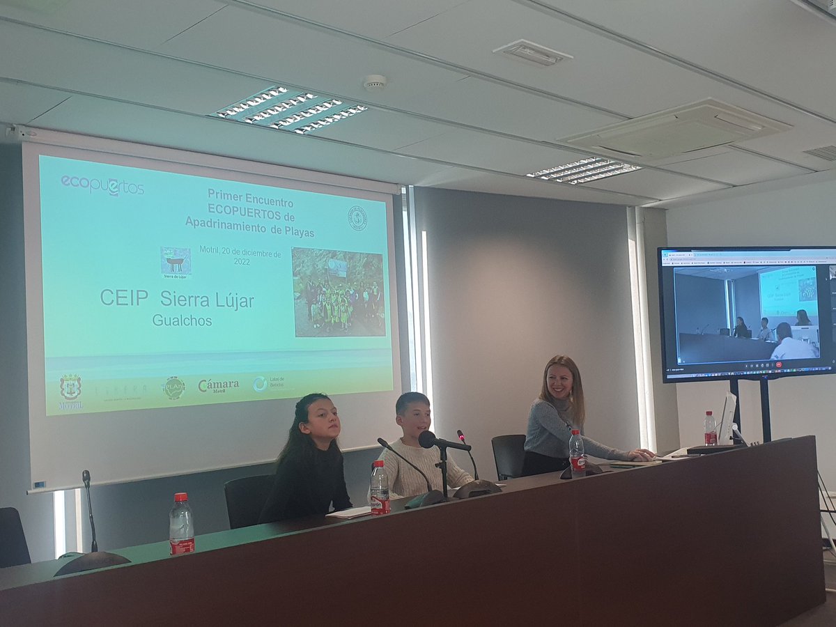 Concluido el I Encuentro ECOPUERTOS de Apadrinamiento de Playas. Dejamos algunas imágenes de la jornada donde los escolares han expuesto sus resultados, enhorabuena por el trabajo realizado. 
Gracias a <a href="/ecoembes/">Ecoembes</a> #ProyectoLibera <a href="/MotrilCamara/">Cámara de Comercio de Motril</a> <a href="/aytomotril/">Ayuntamiento Motril</a> <a href="/PLAn_UCadiz/">PLAn</a> por el apoyo.