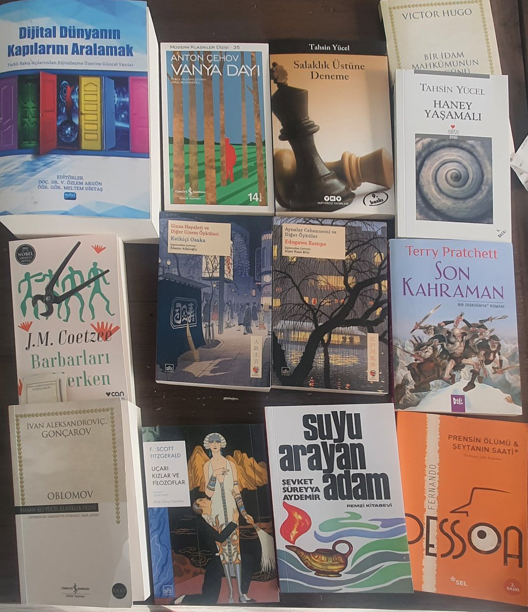 Haftanın kitap seti. 
 Gonçarov muhteşem eseri #oblomov ile hem 1850 Rusya'sini okuyun hemde bolca eğlenin.  #TahsinYucel #DiskDünya. Haftanın bonusu #Dijitalleşme uzerine
  #kitapöneri #kitaptavsiyesi #kitapseverlertakiplesiyor #kitapsevgisi #kitapkurdu #Delidolu