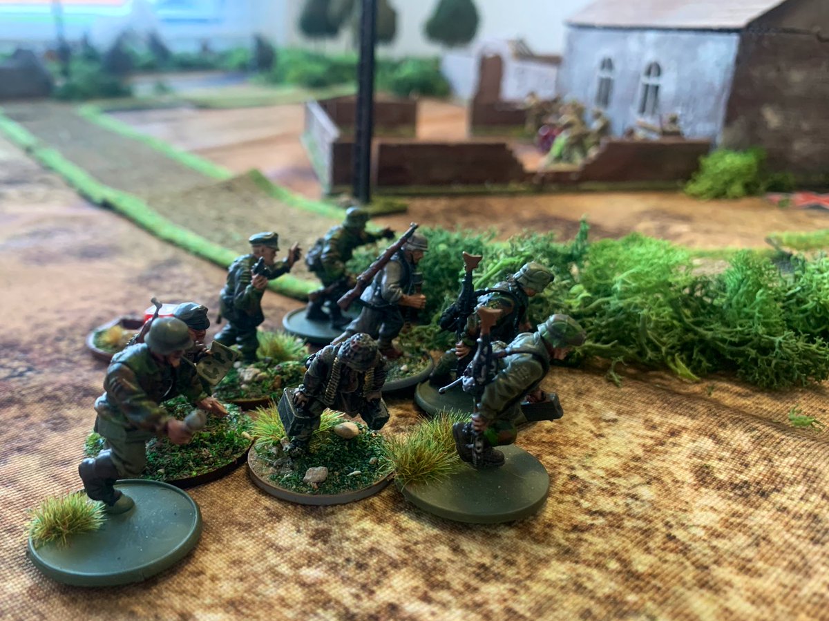 A great mornings gaming with <a href="/robint01/">Trevor Robinson</a> and <a href="/JAD965/">Jeff</a>  the Brits managed to hold the farm under heavy opposition for 4 hours after which time they all decided it was time for tea and took a well earned break . Great fun and Great company #spreadthelard #28mm