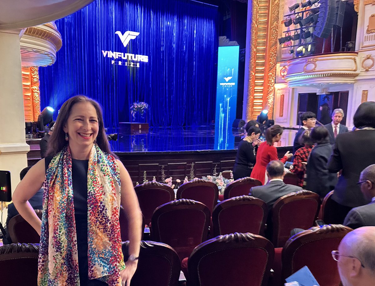 ⁦<a href="/vinfutureprize/">VinFuture Prize</a>⁩ ceremony in #Vietnam looking forward to seeing who wins all of the #prizes