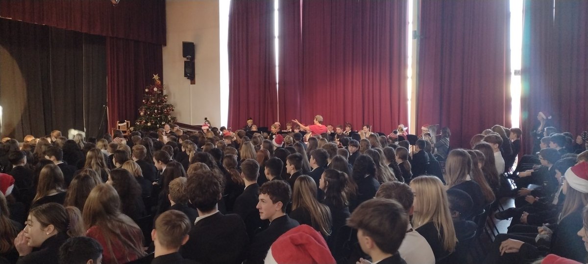 <a href="/KTSNewsKnight/">KTS NewsKnight</a> youtu.be/wKni2lnfd_A has played to rave reviews. Well done J Farrow and J Dillon