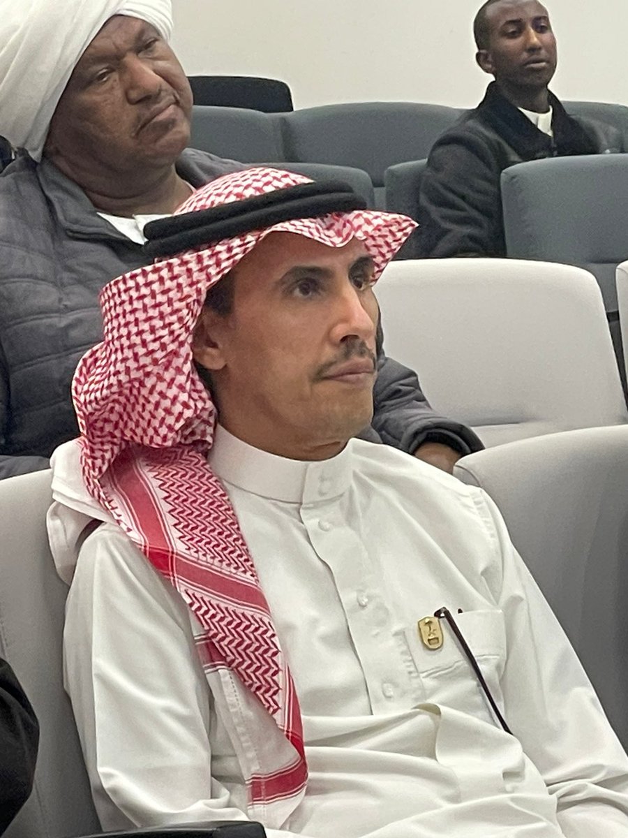ALIKSU's tweet photo. حضر اليوم سعادة عميد المعهد وعدد من المهتمين من أكاديميين وطلاب لهذه المحاضرة القيمة في موضوعها والمشاركين بها. https://t.co/azToW1mTGh