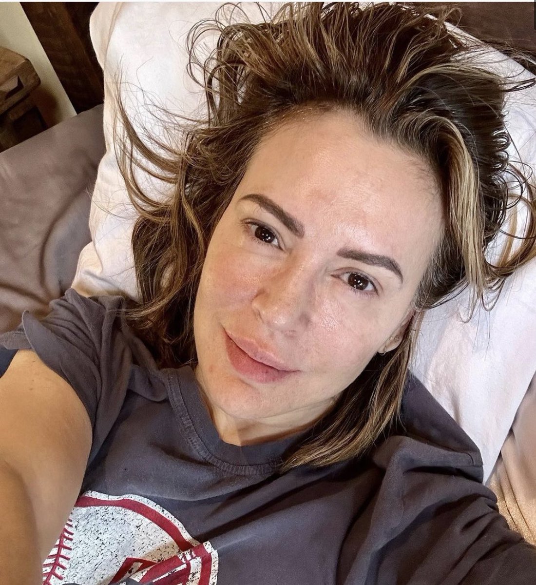 Alexandre Comte on Twitter "Alyssa Milano, 50 ans aujourd’hui, poste