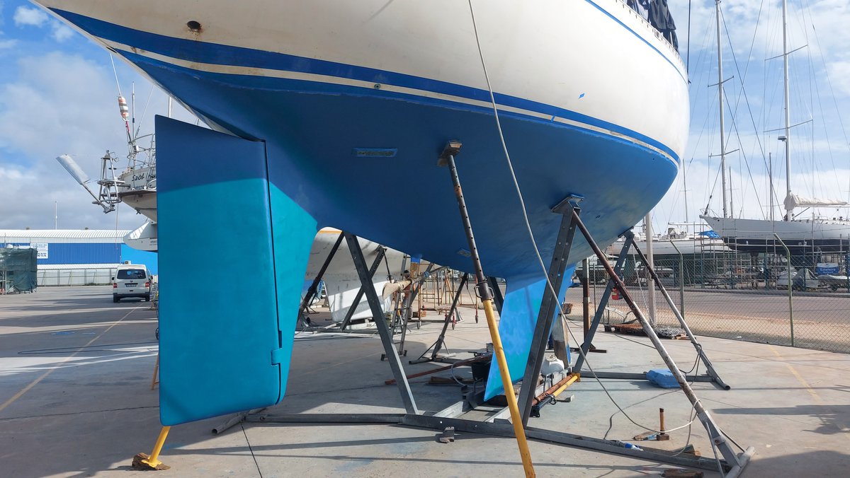 End of year 2022 - Happy holidays from Nats &amp; Chris - Saga47swan Sailing - mailchi.mp/8e19d5764dc3/h…