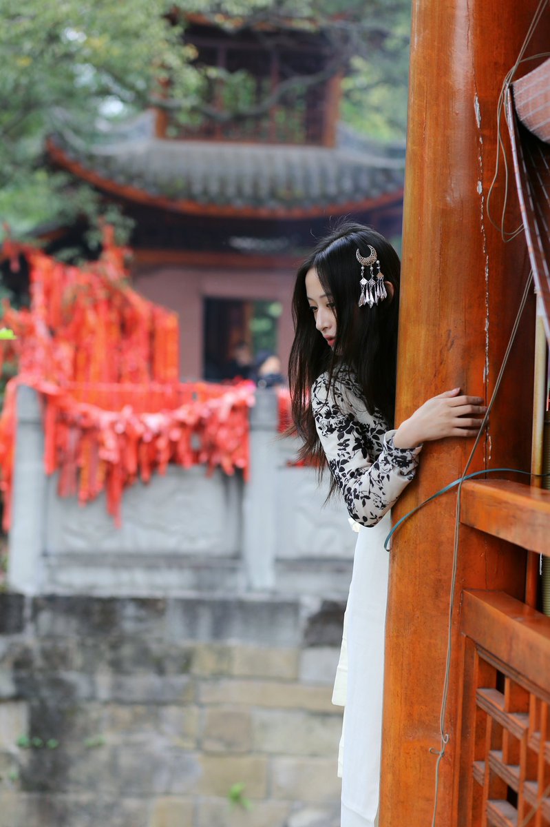 想不想
香不香
扪心自问
像不像 https://t.co/WqPISC7QUC