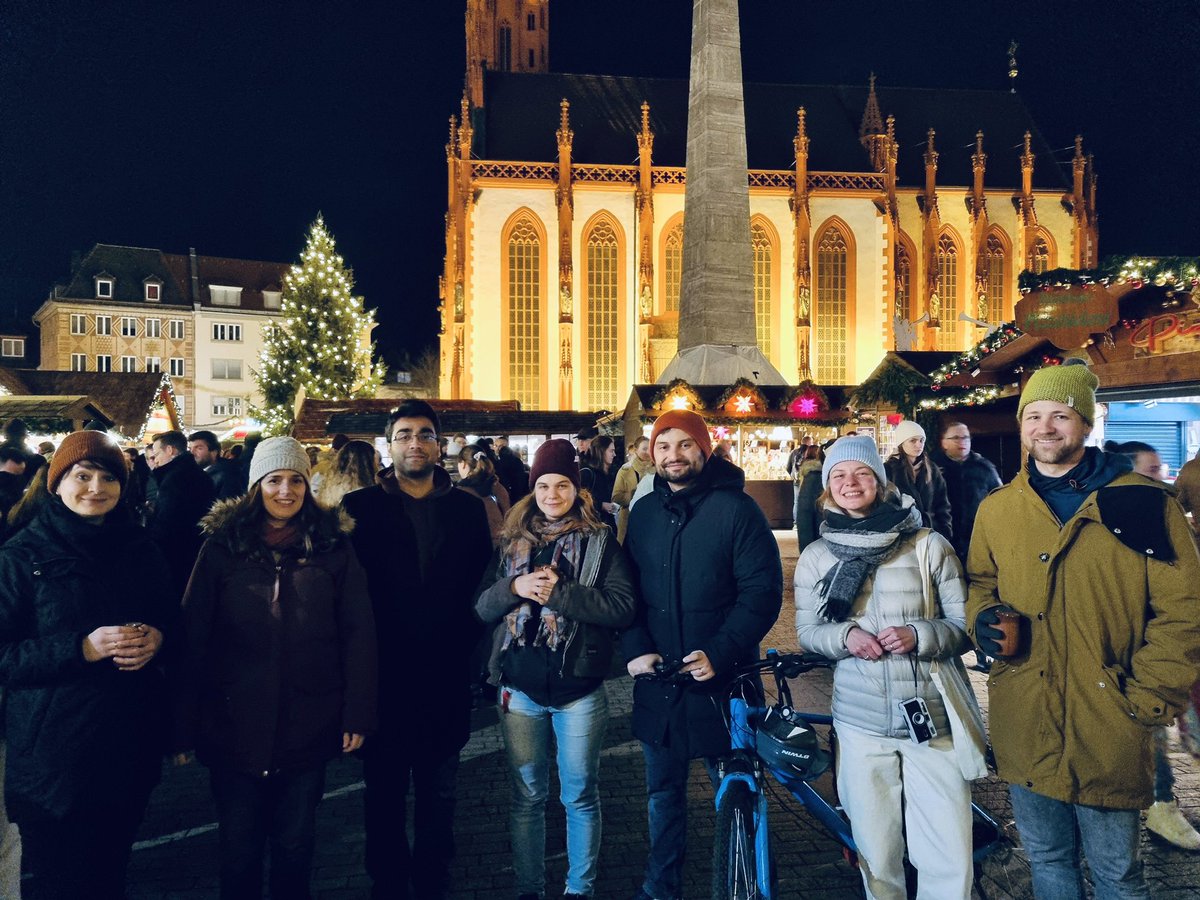 We had an amazing (and festive!) @_euinaction meeting in @Uni_WUE with the teams from @StrathPolIR and @PolSciLeiden. Ready for the final stage of the project @norface_GOV @NORFACE_network