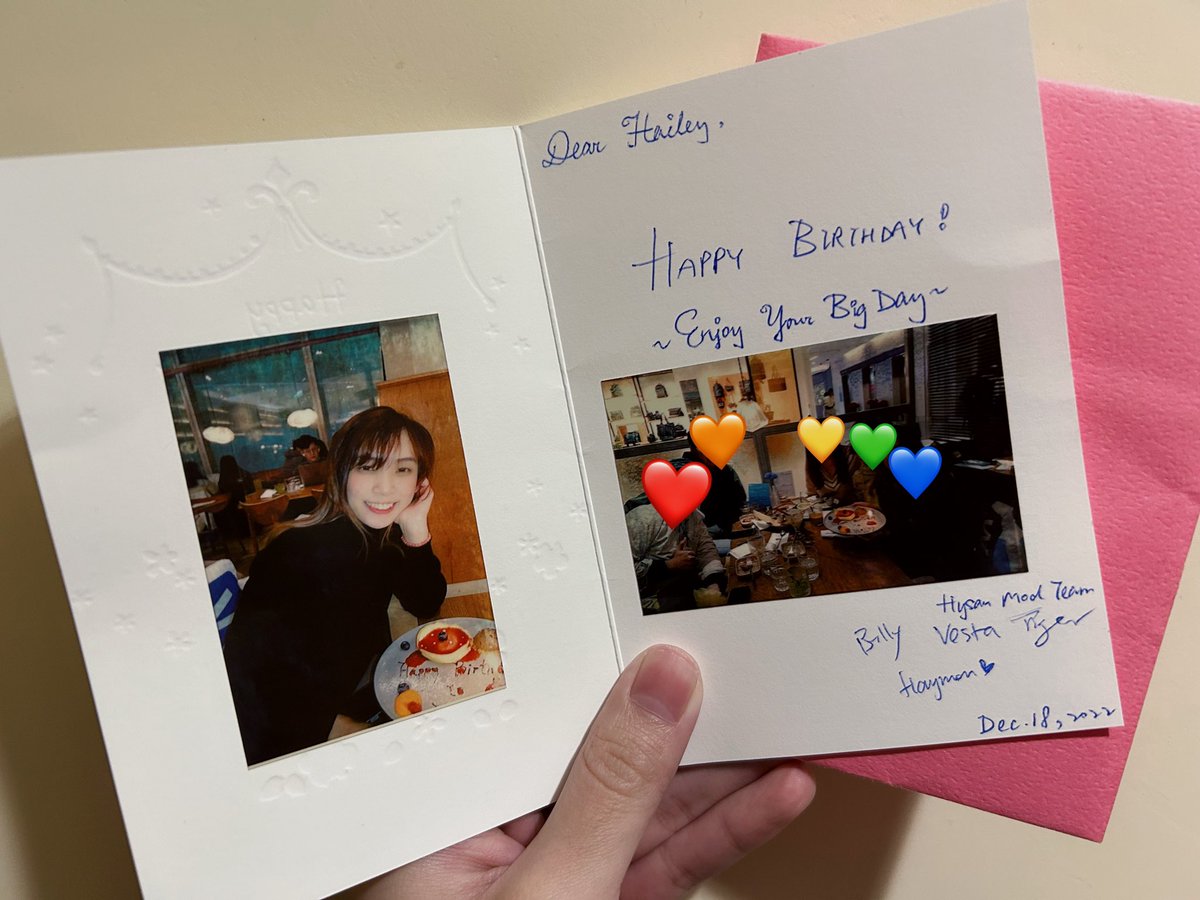 HaileyCat tweet media