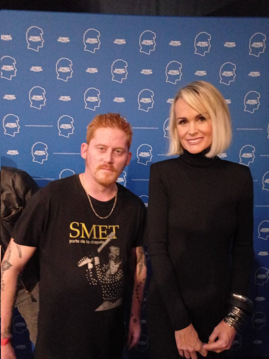Dadousjh's tweet photo. @LHallyday @HallydayJade #JoyHaĺlyday

#JohnnyHallyday #JohnnyLexposition #Bruxelles 

Merci pour ce moment 🙏 🙏 https://t.co/VOGpmO6Rw0