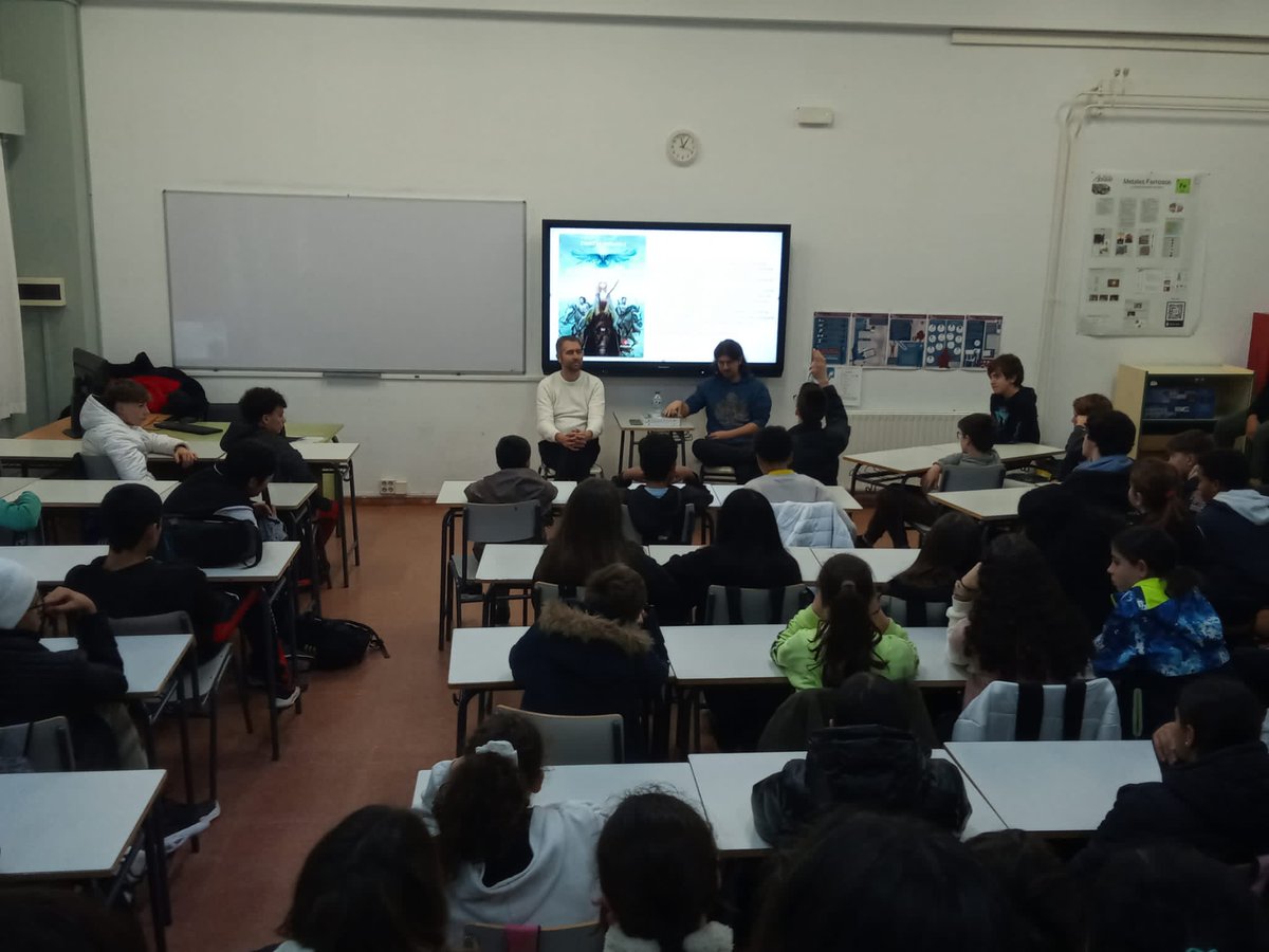 Ernesto Sanabria presenta a los alumnos del Chacel su primera novela: Reyes de Omnesterras