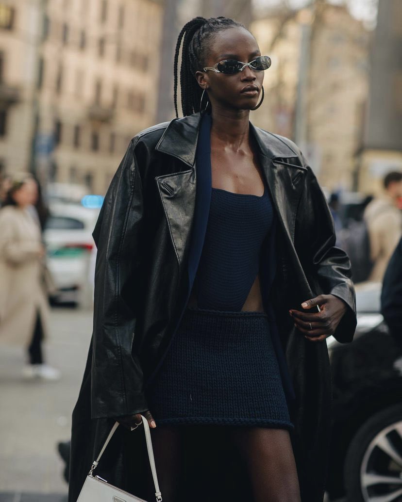 mugIerism's tweet photo. anok yai’s ability to turn every candid street style shots into an actual photoshoot… sickening! a real supermodel and fashion icon if u ask me https://t.co/cWMtaE1YDw