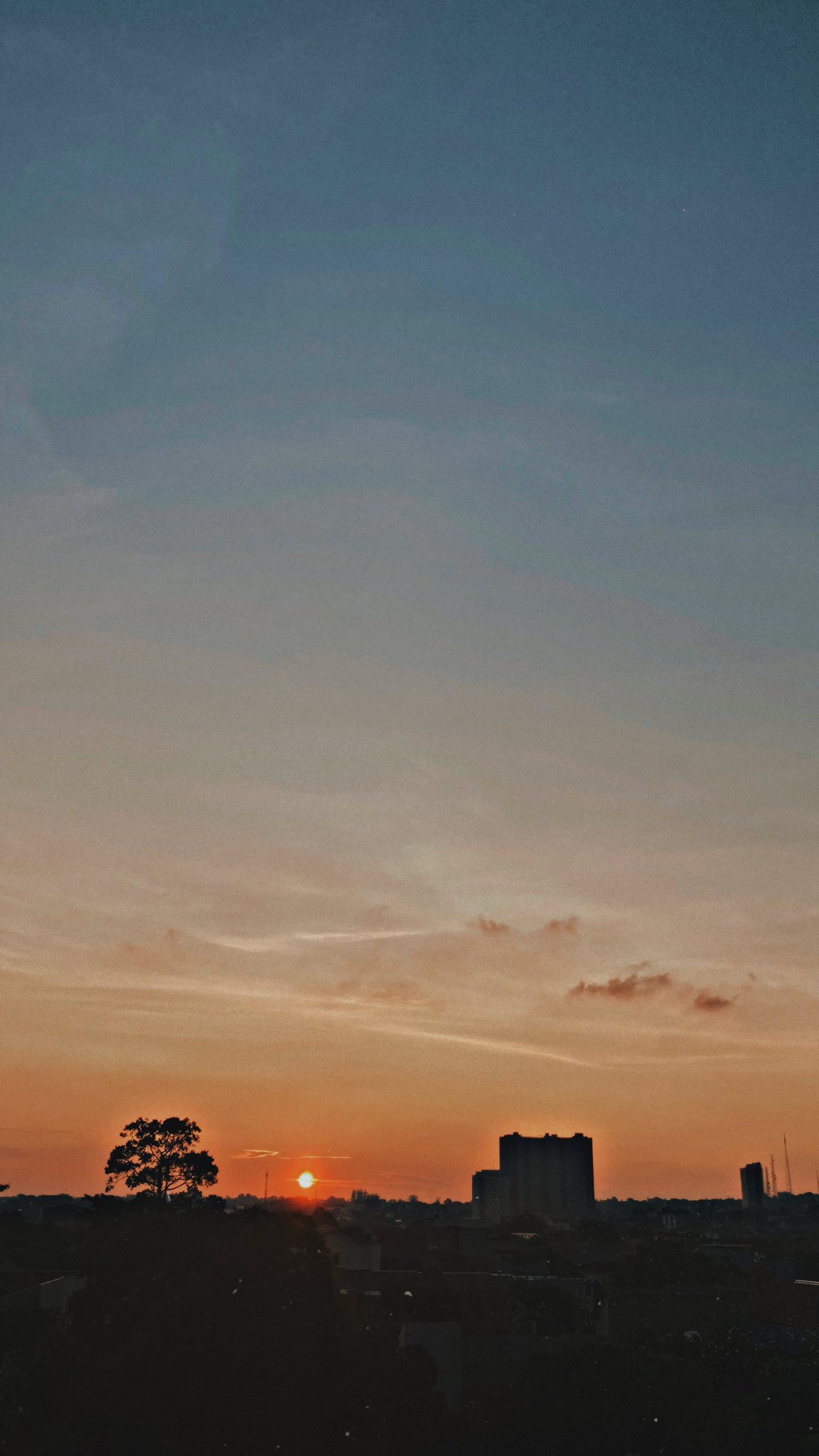 drey-on-twitter-the-sunset-is-beautiful-isnt-it-https-t-co