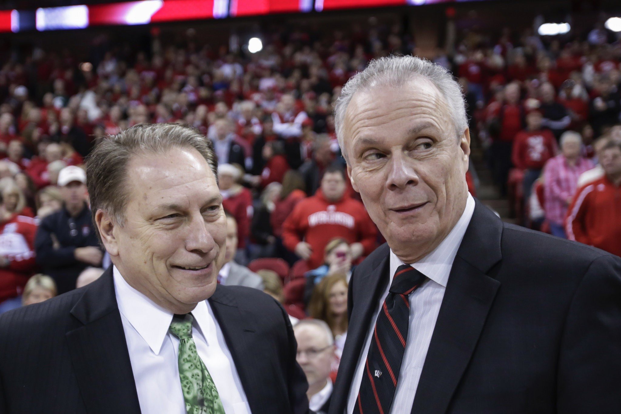 Happy 75th birthday to the , Bo Ryan! 

Here he is pictured with his son: 